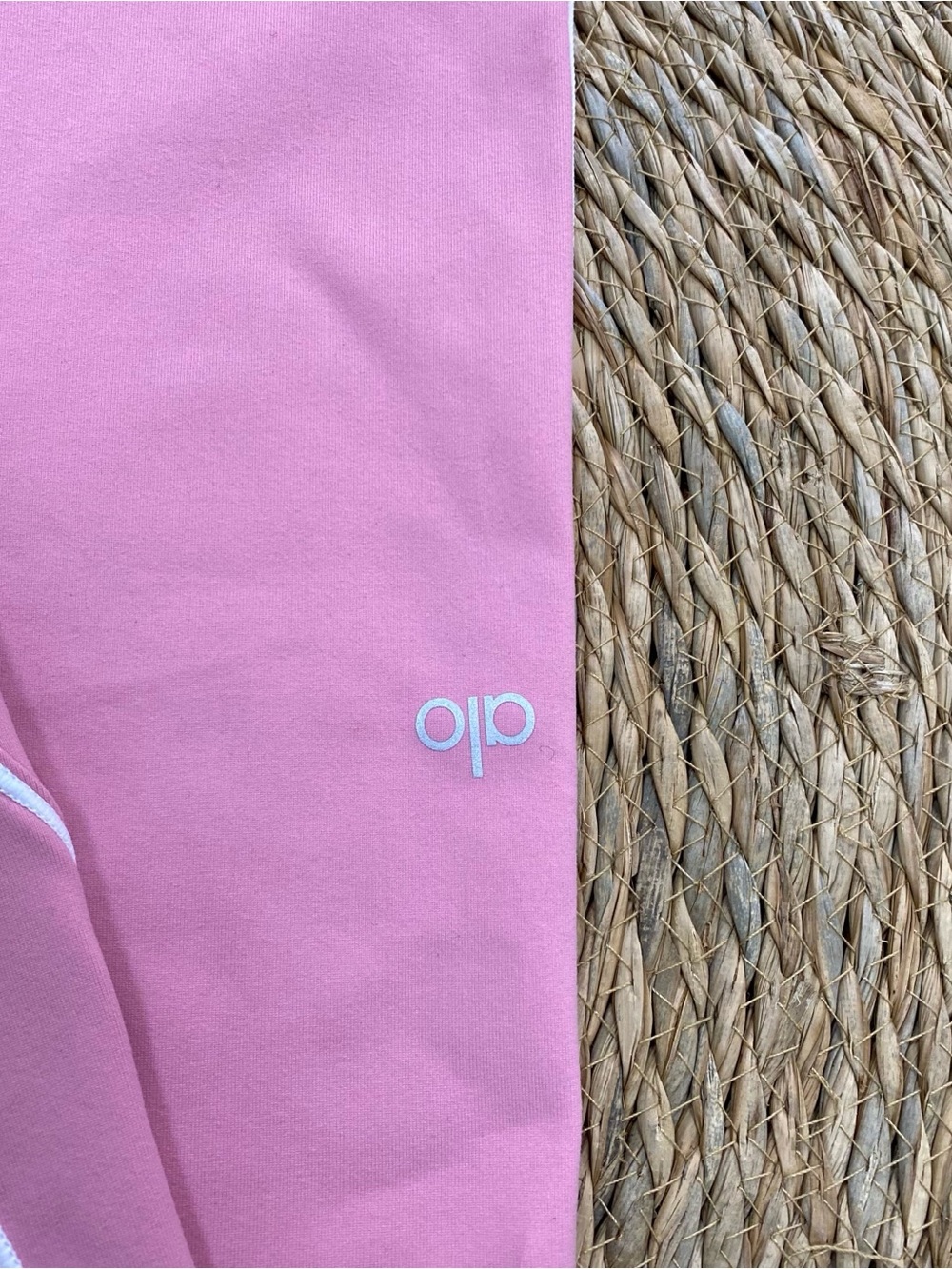 Alo Pink Seam Detail Sports Bra & Legging Set - Picture 9 of 10
